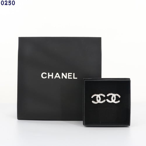 👹샤넬 CC로고 실버 귀걸이👹