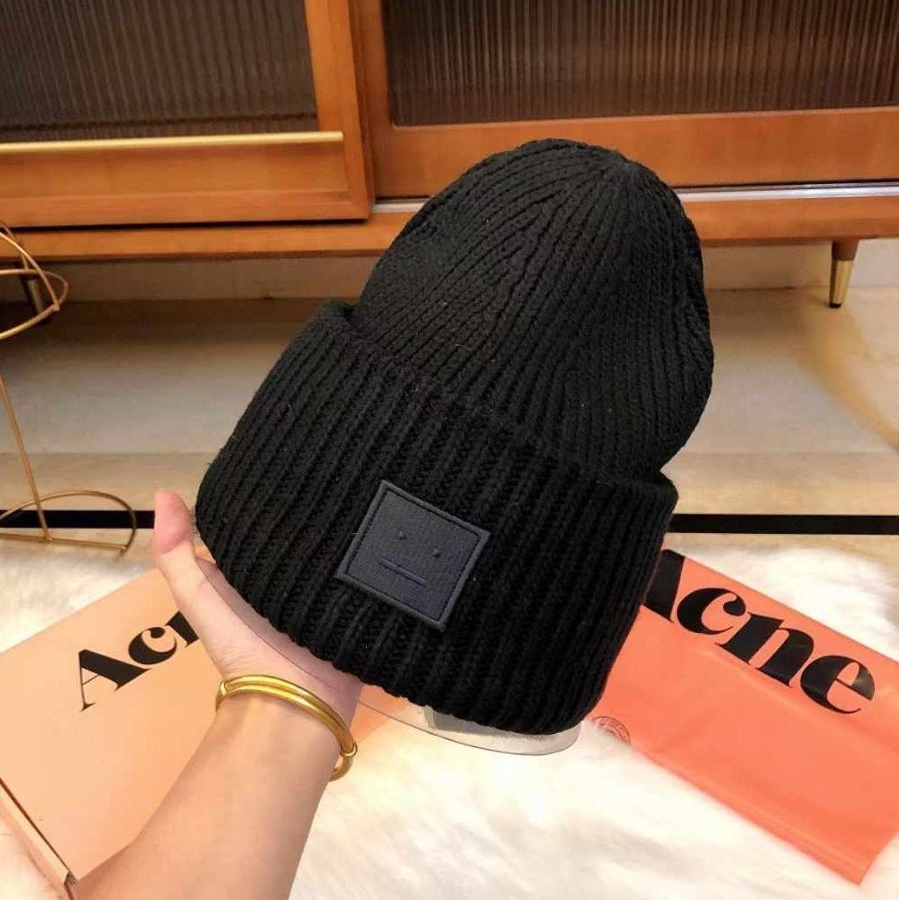 💕 아** 스튜디오 로고패치 비니