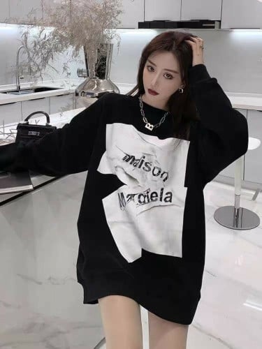 💕 메* 마르지엘라 로고그래픽 맨투맨