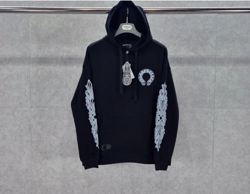 2025 크*** ChromeHearts 플로럴 홀스슈 후드티 입고~