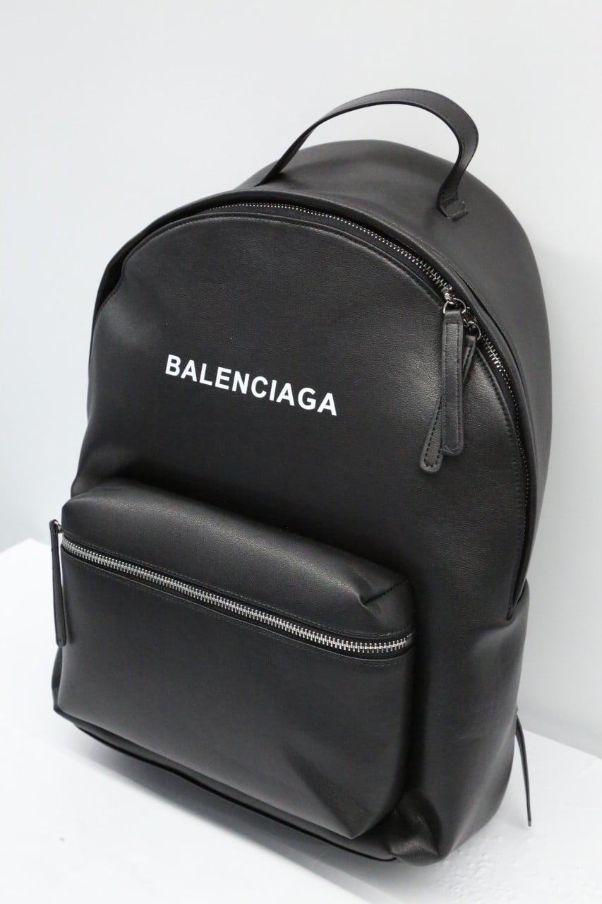 ✨[BALENCIAGA] Everyday 소가죽 백팩✨