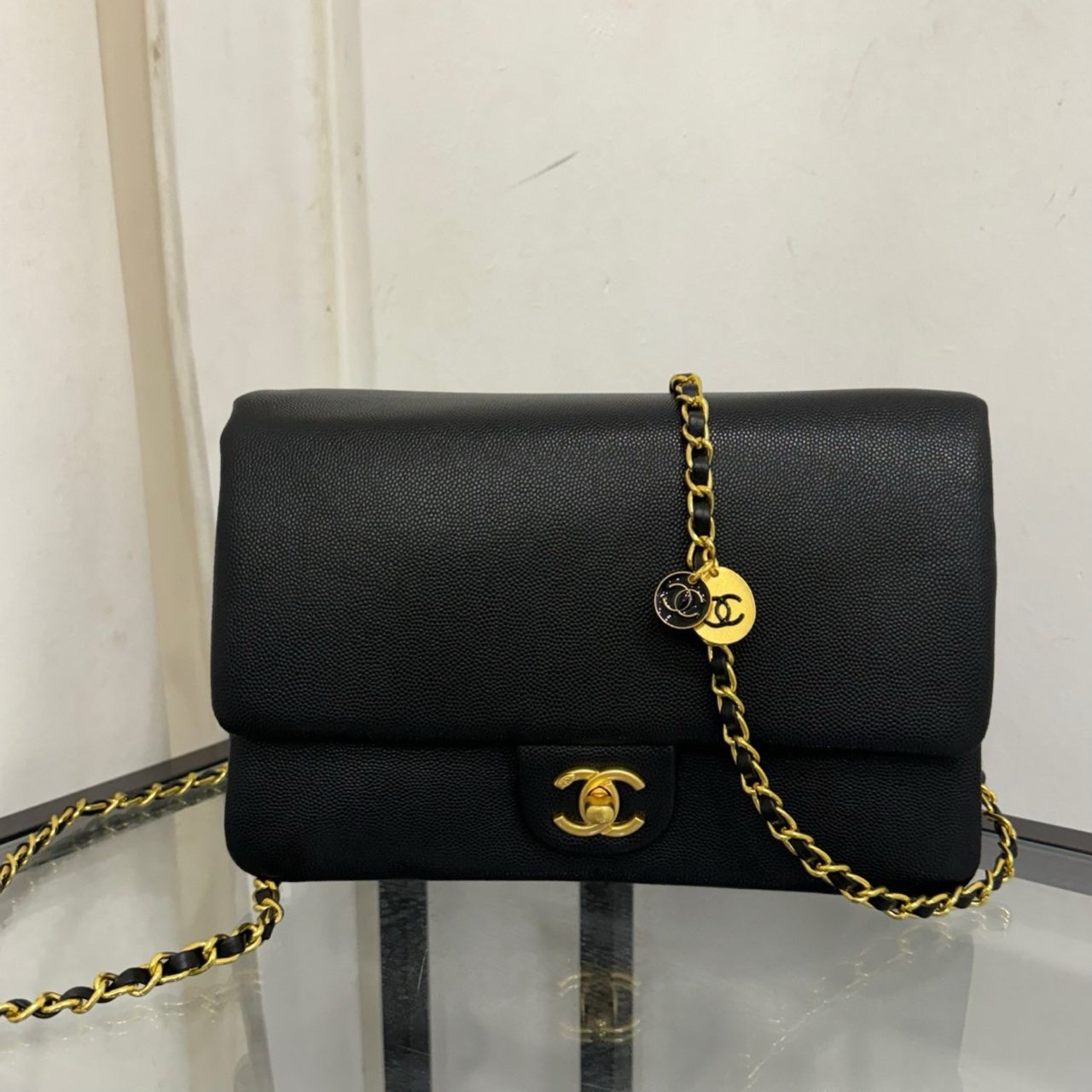 🤴🏻  #샤넬 CC 로고 샤이니 플랩백 🤴🏻