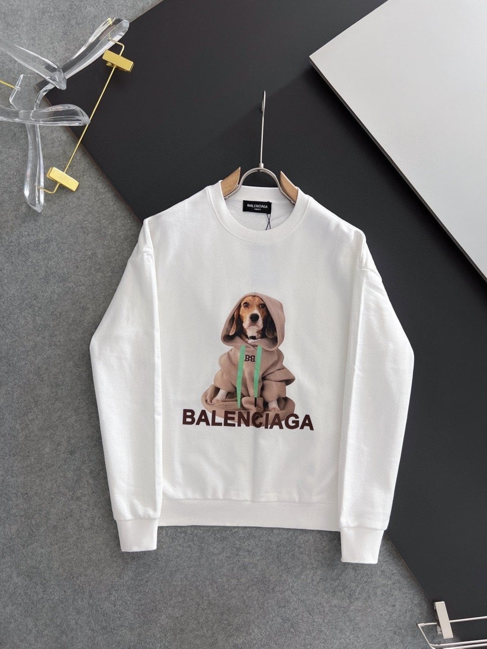 리트리버 맨투맨