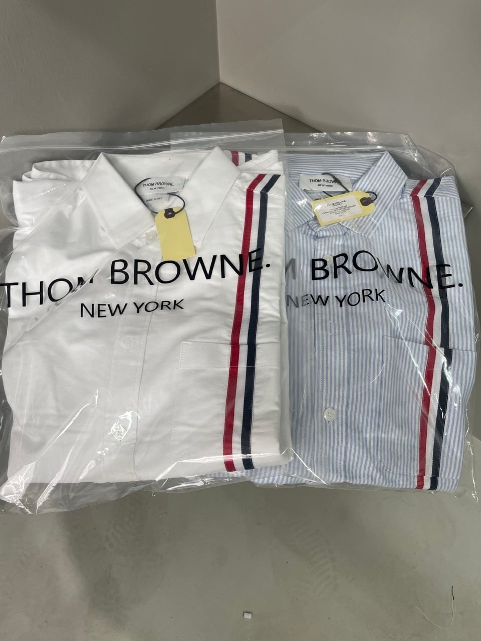 #톰브라운 스트라이프 사선 셔츠
