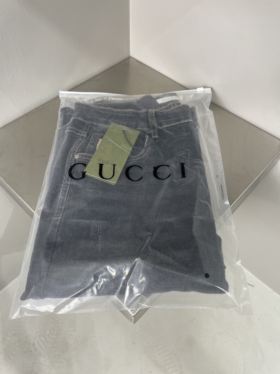 #구찌 블랙 워싱진