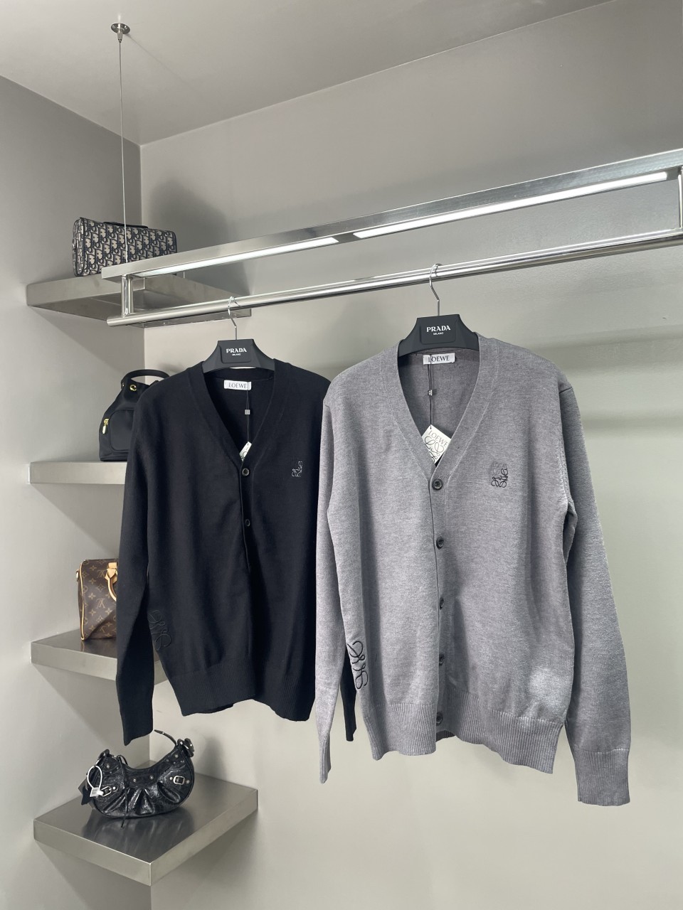 #로에베 아나그램 가디건