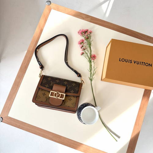 #A#루이비통 도핀백