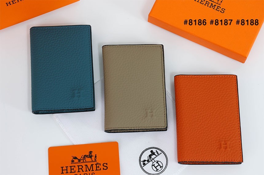 🍀 [HERMES] 에르메스 H 엠보 클래식 카드 지갑 🍀