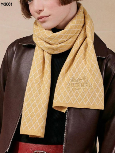🍀 [HERMES] 에르메스 자수 로고 다이아몬드 패턴 울 자카드 머플러 🍀