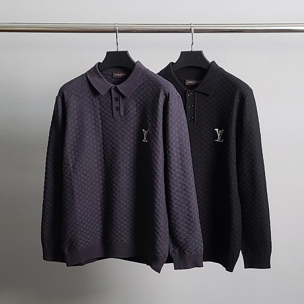 💕 루* LV자수 긴팔 카라 니트