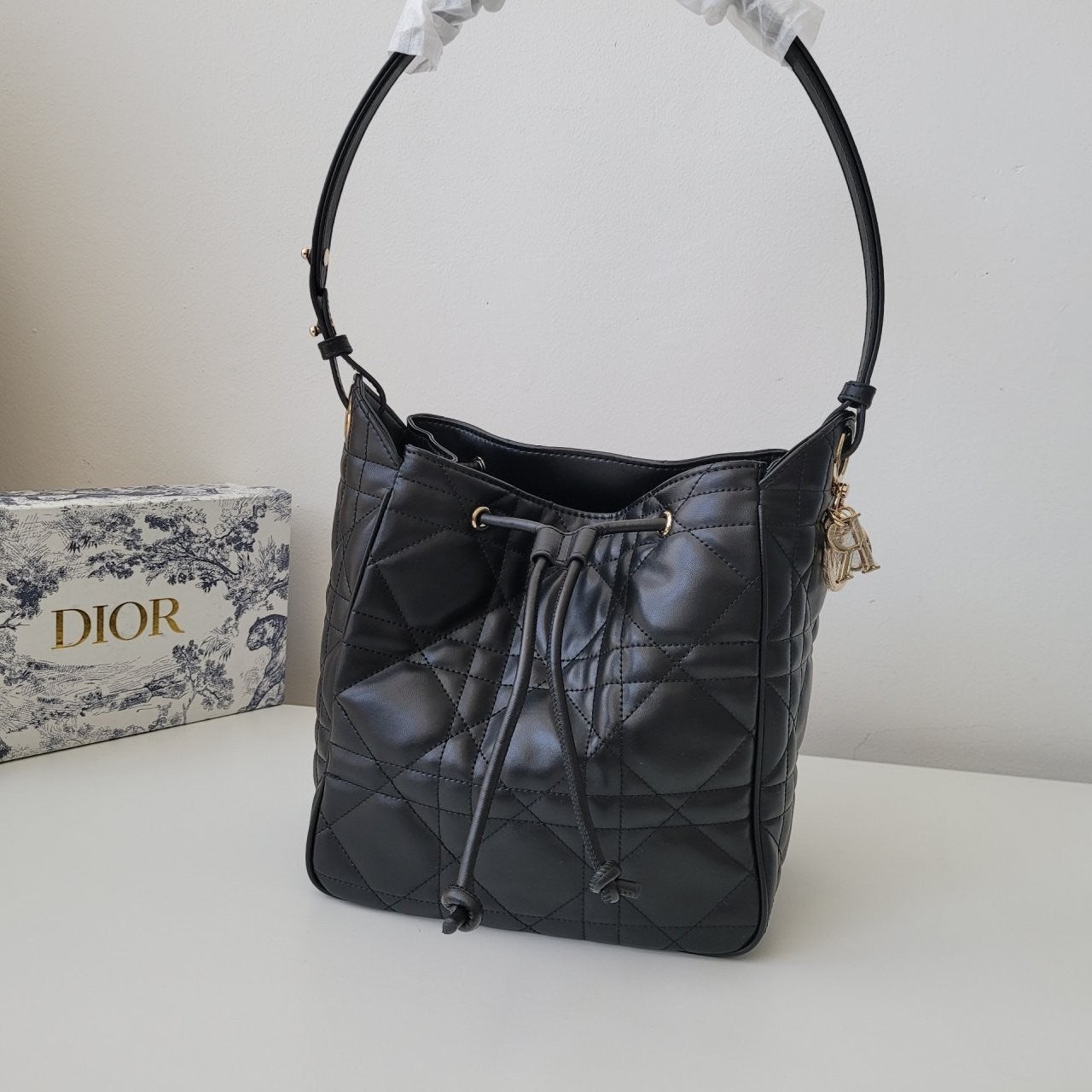 💕 디* 디 모션 호보 버킷백