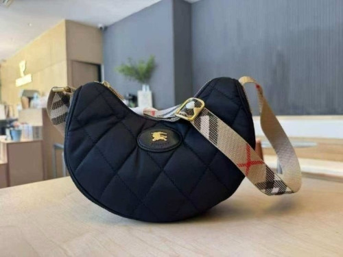 💕 버** 고급 홀스슈 크로스바디백