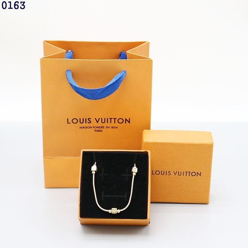 💕 루* LV 로고 볼드 목걸이