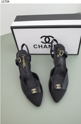 #샤넬 [Chanel] 블랙 금장 스트랩 슬링백 펌프스 신상입고💢 #신발 #11734