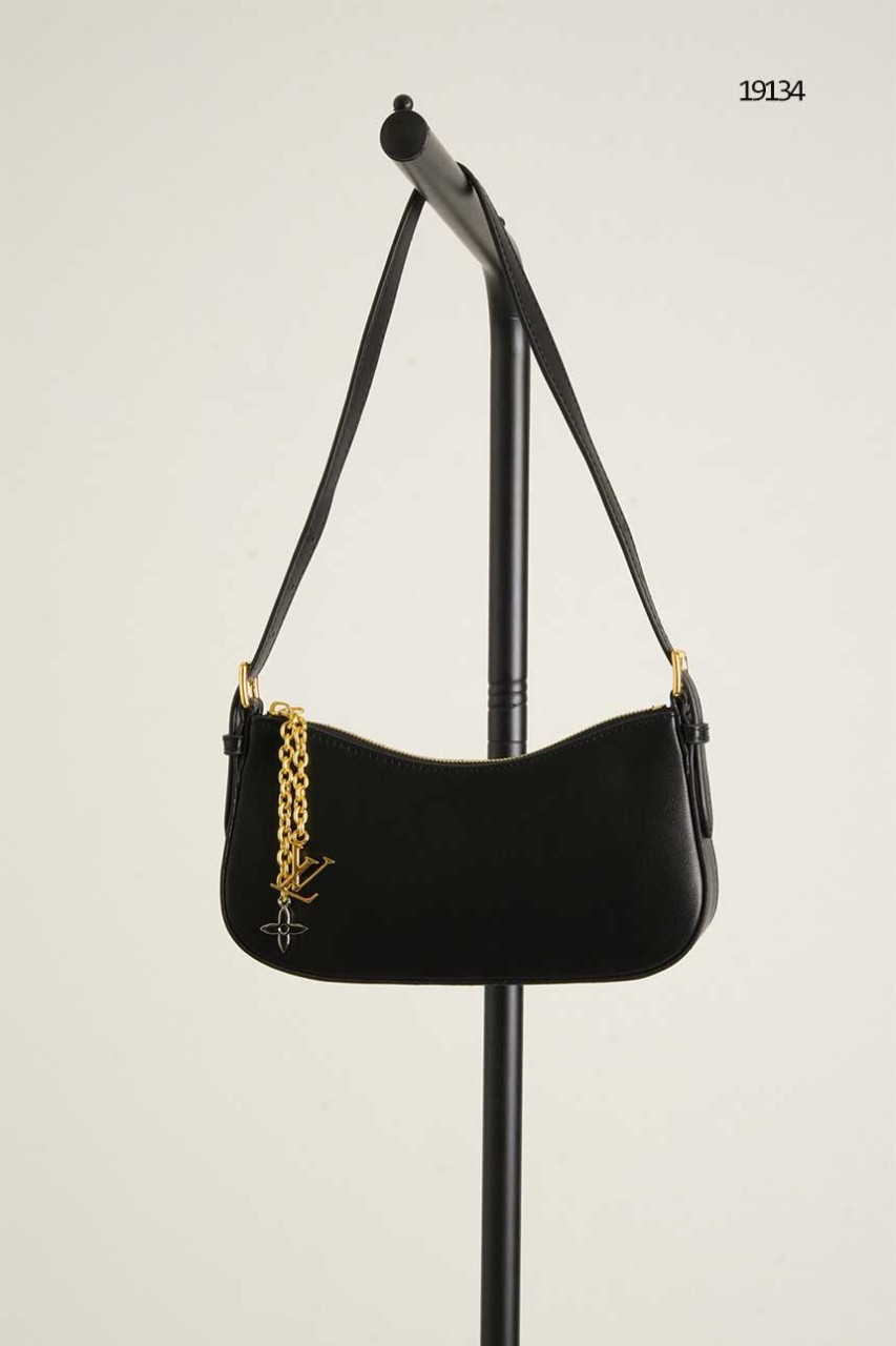 🔆 [Louis Vuitton] 루이비통 포쉐트 LV 블룸 블랙🔆