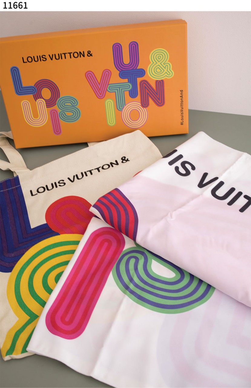 #루이비통 [Louis Vuitton] 뮤지엄 캔버스백 & 비치타올 세트 신상입고💢 #비치타올 #가방 #11661