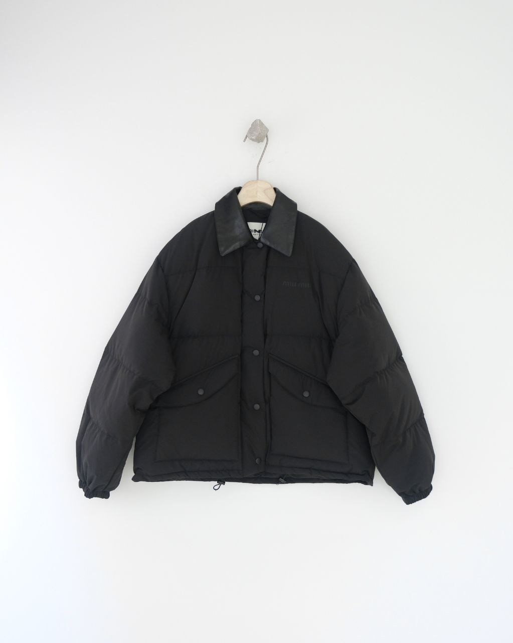 •미우미* 컬렉션 레더 카라 다운 패딩 - 수입