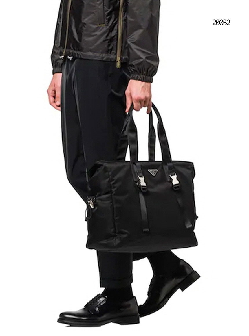 🔆 [PRADA] 프라다 삼각로고 리나일론 토트백 🔆