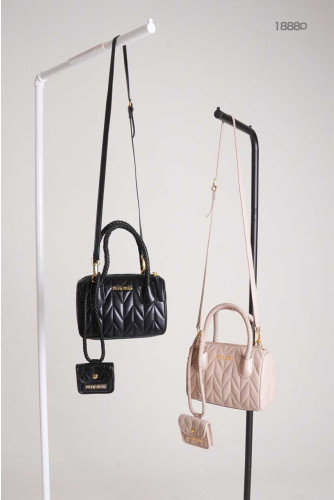 🔆 [MIUMIU] 미우미우 퀼팅 나파 레더 탑 핸들백 🔆