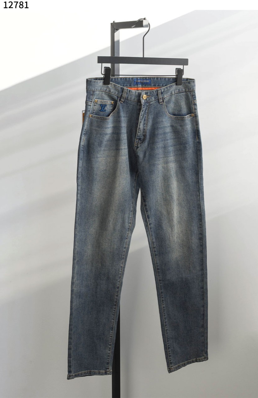 #루이비통 [Louis Vuitton] 라운드 모노그램 로고 데님 팬츠 신상입고💢 #하의 #팬츠 #12781