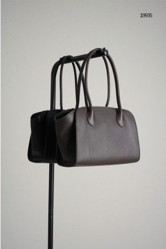 🔆 [THE ROW] 더 로우 소프트 말로 12 레더 토트백 🔆