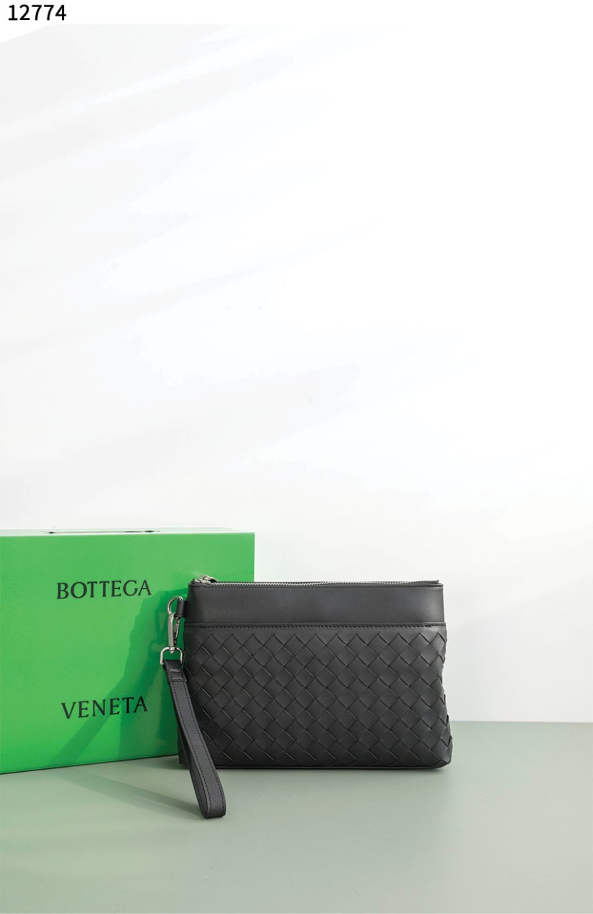 #보테가베네타 [BOTTEGA VENETA] 인트레치아토 프리즘 파우치 신상입고💢 #가방 #12774