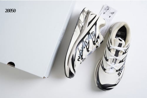 🔆 [SALOMON] MM6 메종 마르지엘라 X 살로몬 XT 스니커즈 🔆