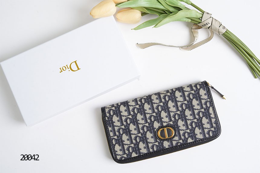 🔆 [DIOR] 디올 30 몽테인 슬림 지퍼 장지갑🔆