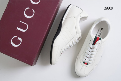 🔆[GUCCI] 구찌 남성 시프트 레더 스니커즈 화이트 🔆