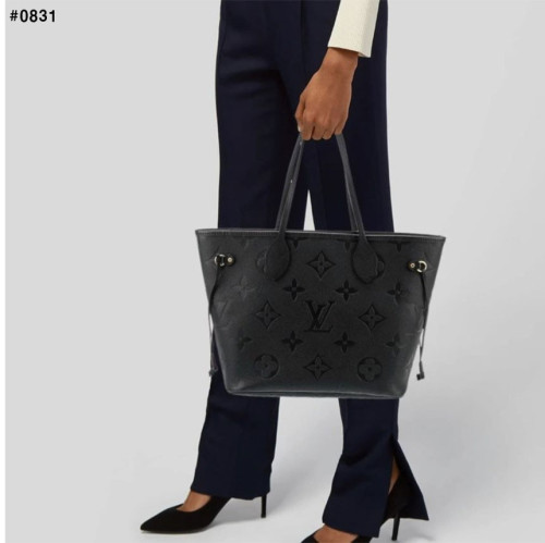 🍀 [LOUIS VUITTON] 루이비통 앙프렝뜨 네버풀 MM 숄더백 🍀