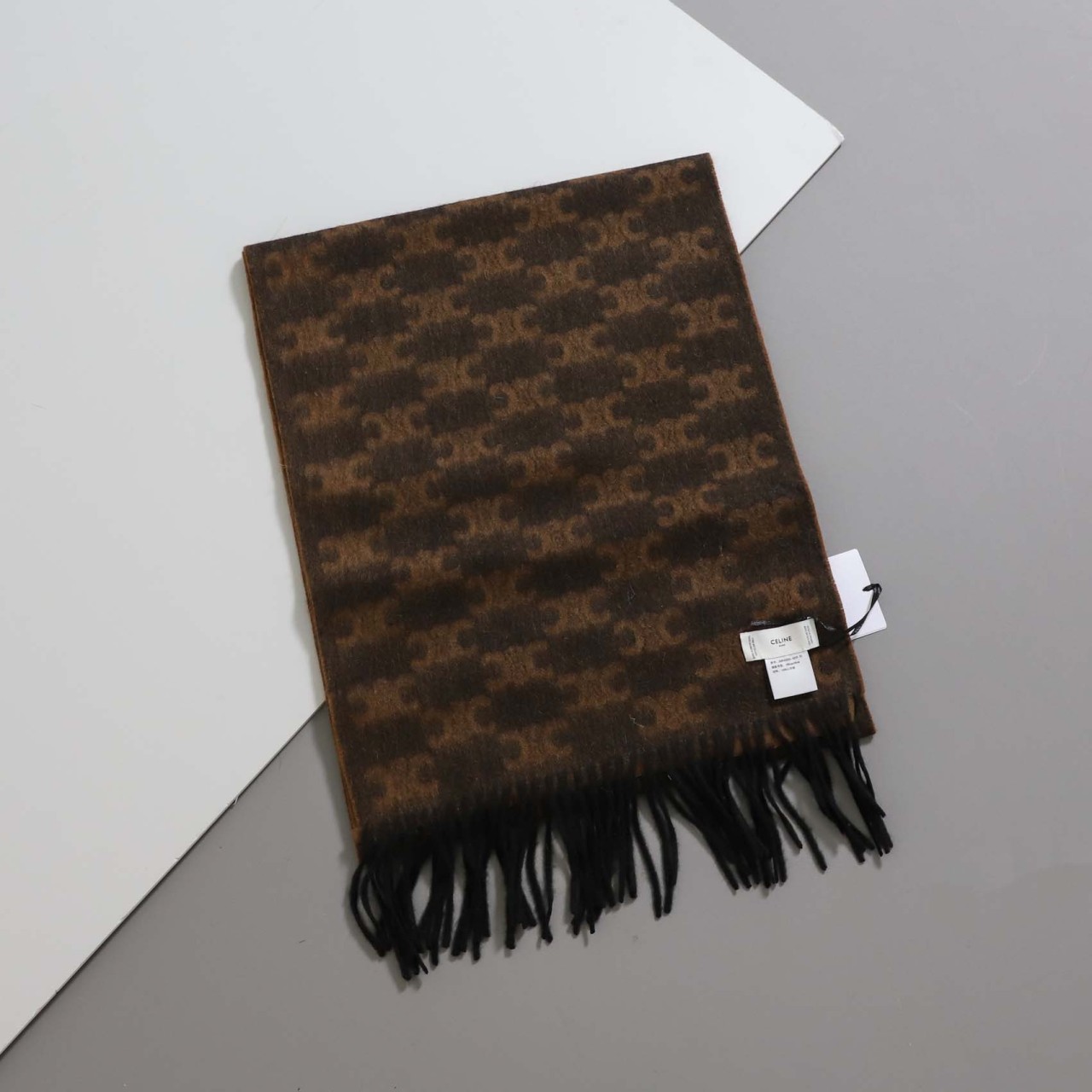 #셀린느 [ C*LINE ] 수입 트리옹프 스카프 입고💢 #머플러 #잡화