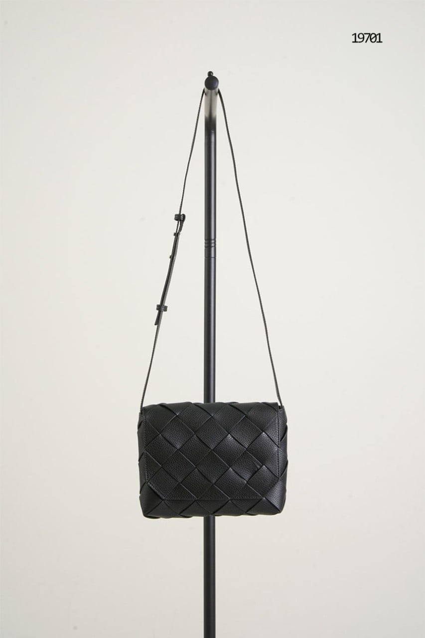 🔆 [Bottega Veneta] 보테가베네타 인트레치아토 디아고 메신저백 🔆