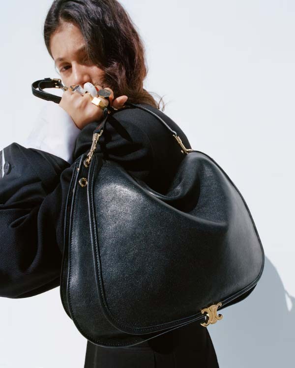 #셀린느 [ C*LINE ] 수입 소프트 트리옹프 베사체 -블랙- 입고💢 #가방