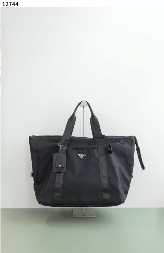 #프라다 [PRADA] 삼각로고 리나일론 공용 트래블백 신상입고💢 #가방 #12744