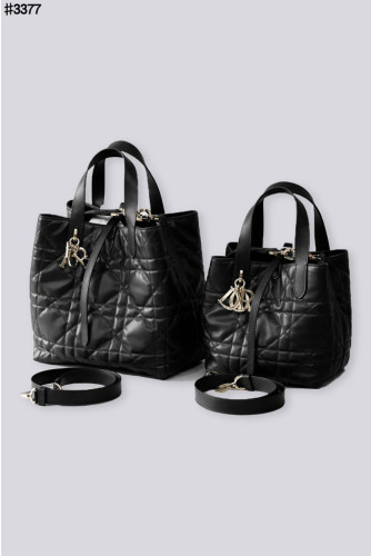 🍀 [DIOR] 크리스찬 디올 Toujours 버티컬 토트백 🍀
