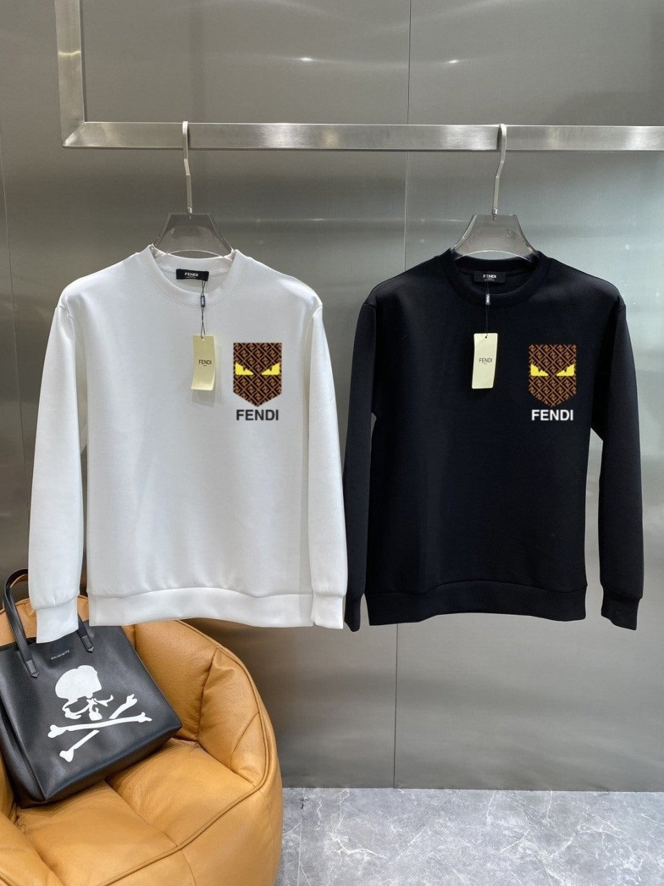 💕 펜* 포스트 시그니쳐 패턴 로고 맨투맨