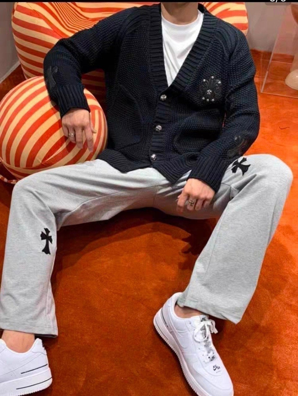 💕 크* 가죽패치 데미지 니트 가디건