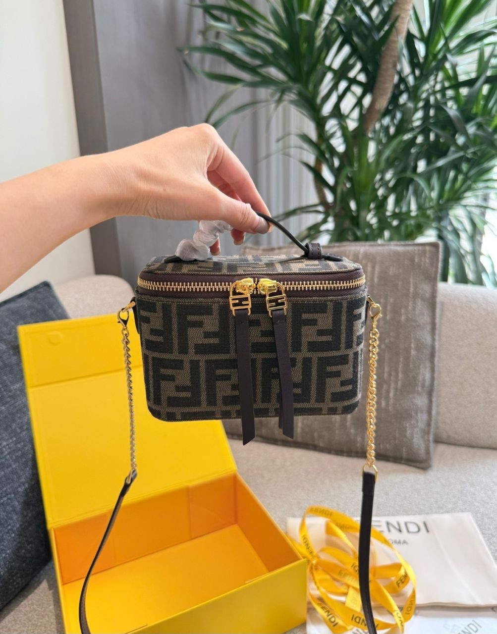 #PA #펜디 베니티백 FF 탑핸들 미니