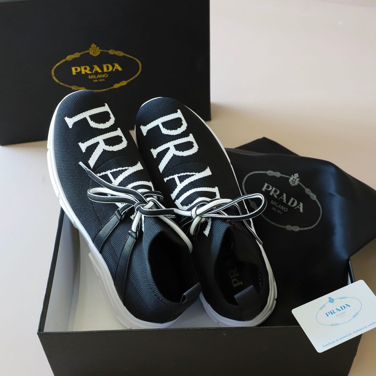 #PA #프라다 니트 남성 스니커즈