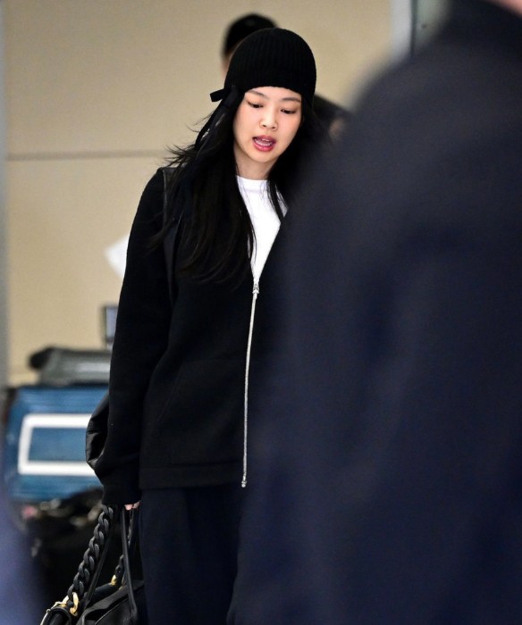 🚨샤넬 리본 비니  #  제니 착용