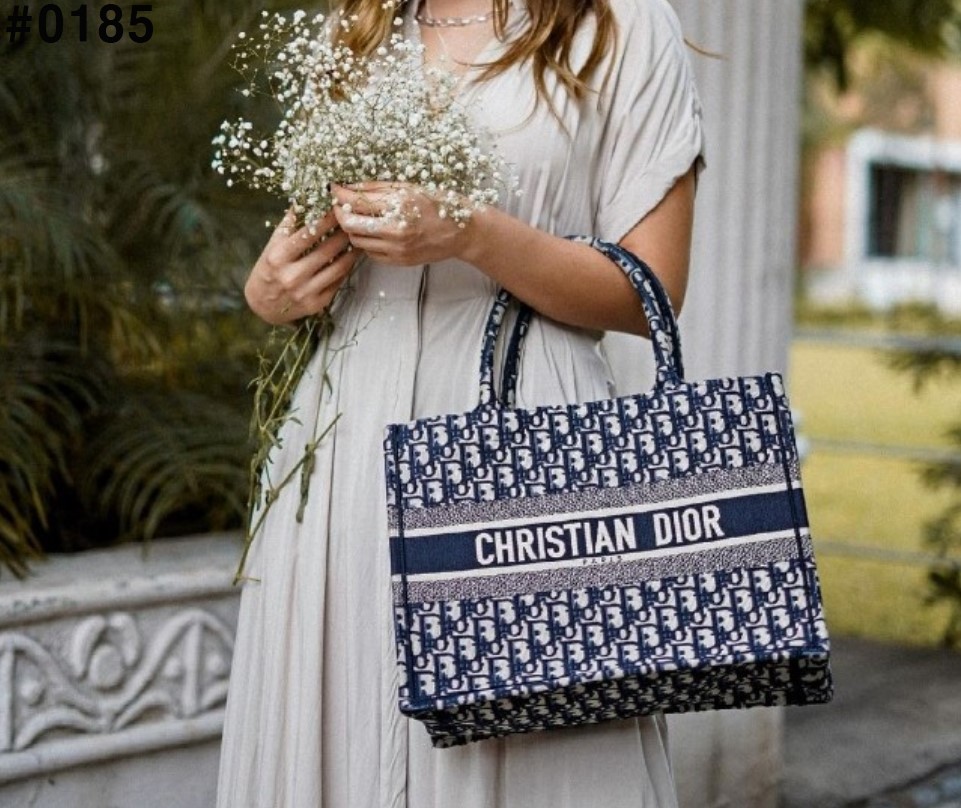 🍀 [DIOR] 크리스찬 디올 오블리크 북 토트백 미디움 🍀