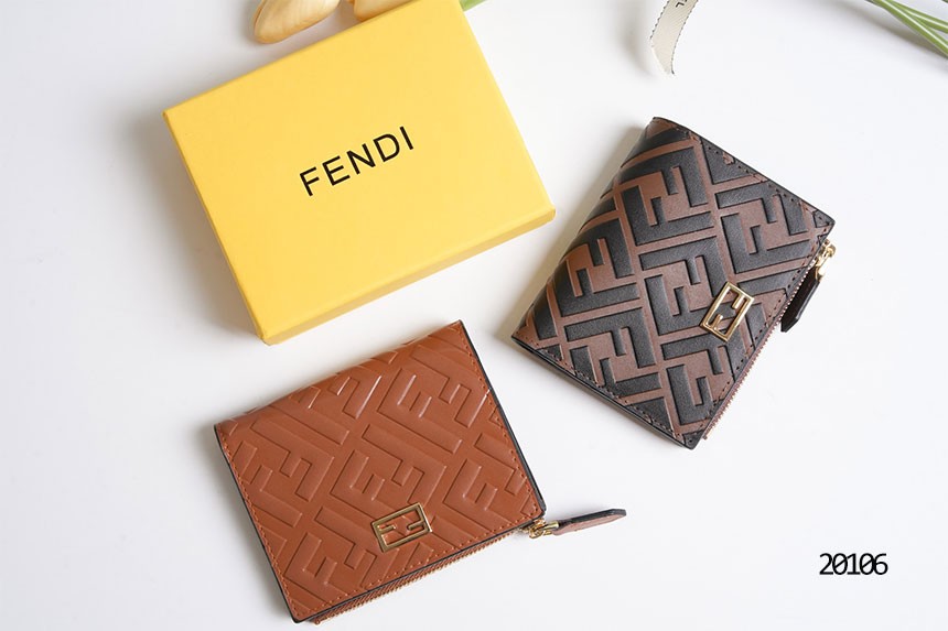 🔆 [FENDI] 팬디 여성 FF 지퍼 금장로고 반지갑 🔆