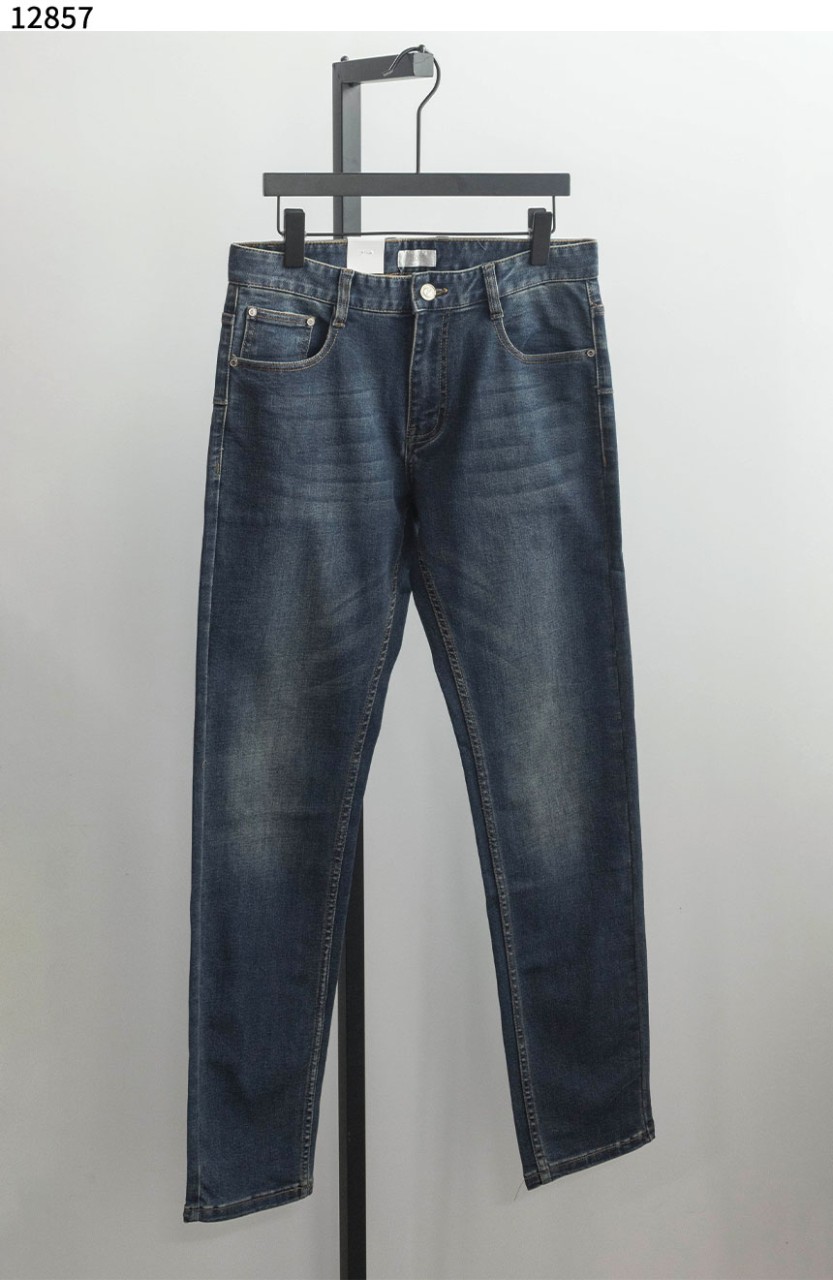 #디올 [Christian Dior] 레귤러핏 포켓 데미지 청바지 신상입고💢 #하의 #팬츠 #12857