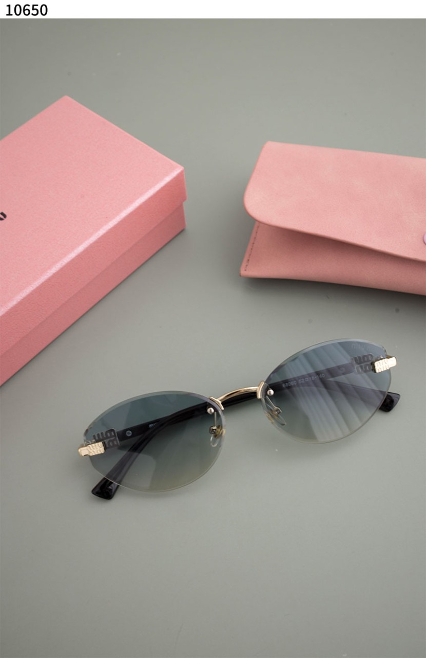 #미우미우 [MIU MIU] 미우미우 무테 그라데이션 선글라스 신상입고💢 #선글라스 #10650