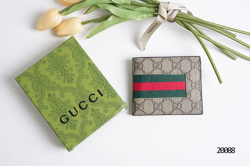 🔆 [GUCCI] 구찌 GG 슈프림 웹 삼선 반지갑🔆