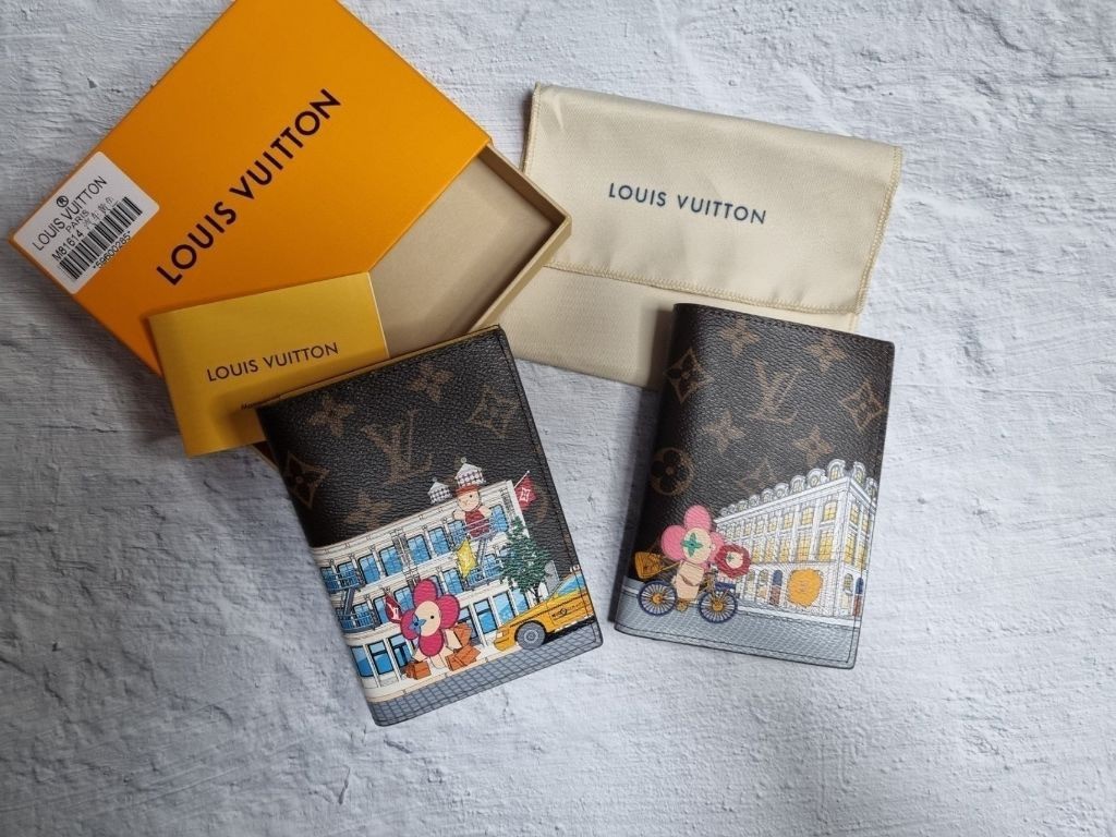 루이비통 비비안 여권 지갑
