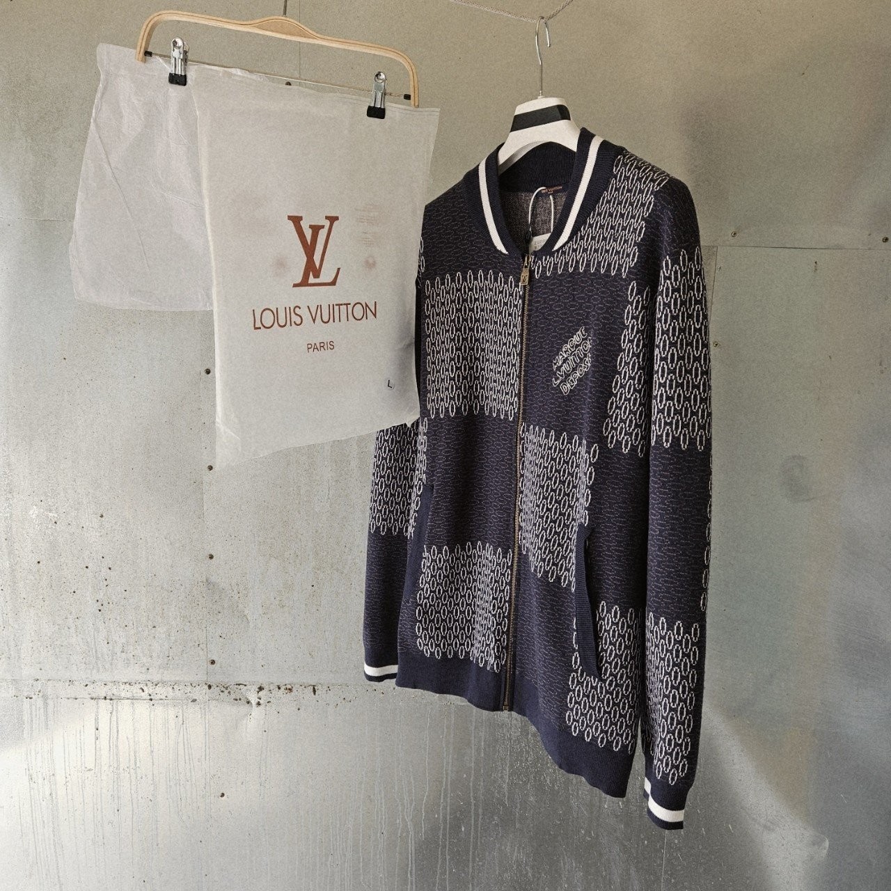 25 SS 루*비* 다미에 퀼티드 코튼 보머