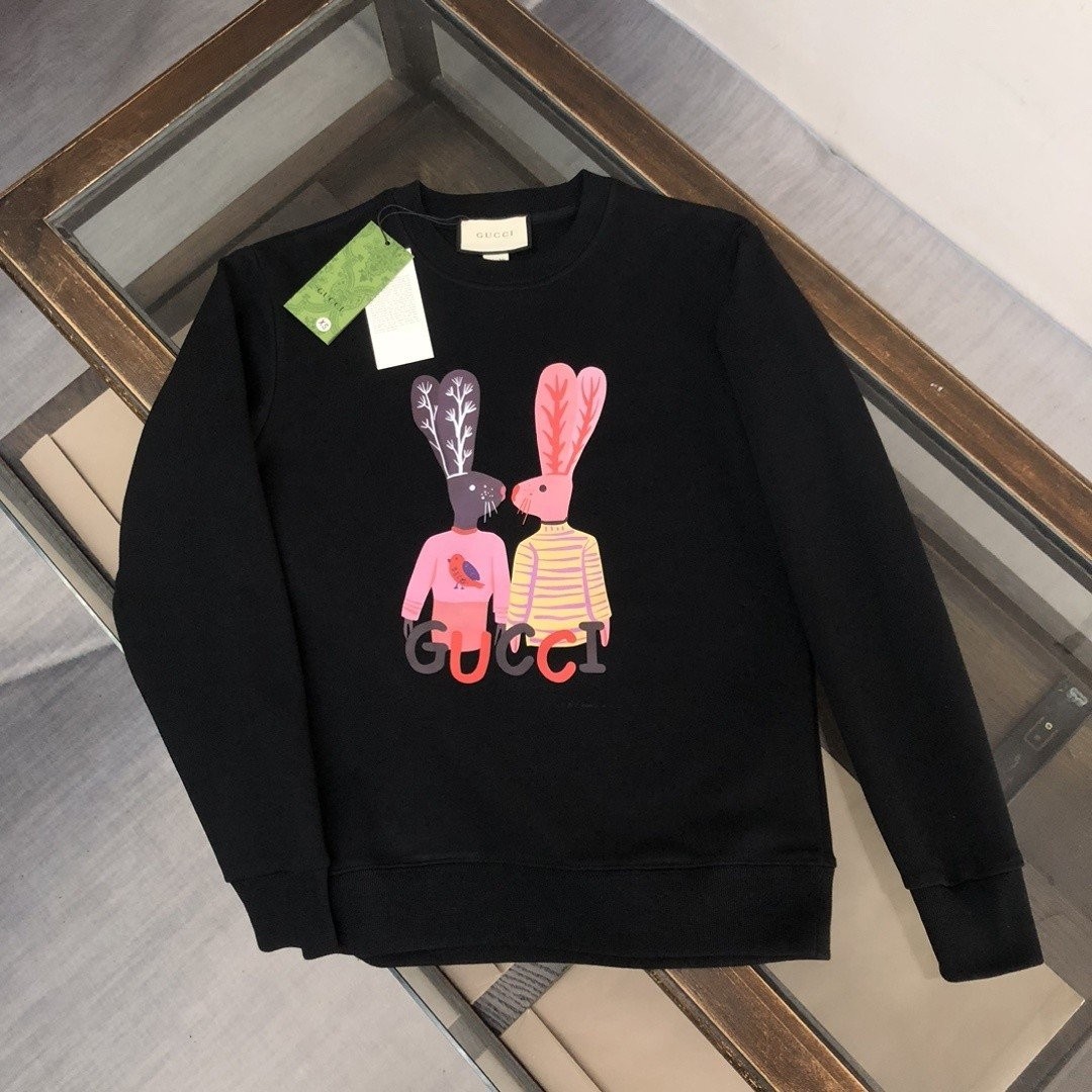 구찌 coniglio 맨투맨