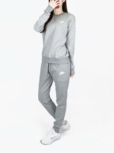 <나이키 특양면 맨투맨 조거 세트>