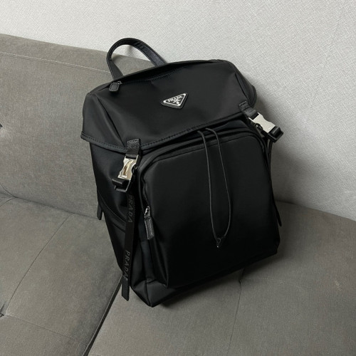 🤴🏻 #프라다 (F*ADA) 리나일론&가죽 백팩🤴🏻